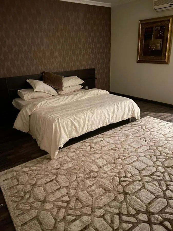 الرياض فيلا الفيروز Turquoise villa 0*,